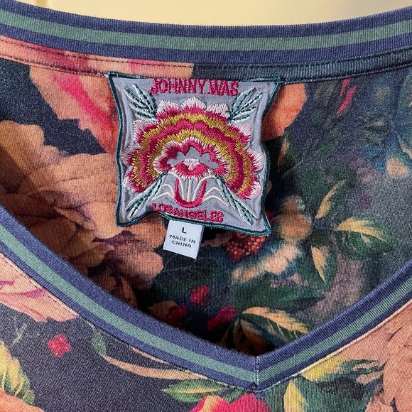 Floral V-Neck Top - Multicolor - Picture 2 of 12